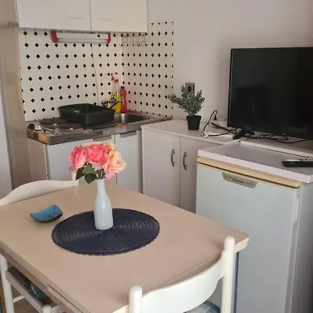 Διαμέρισμα Triton