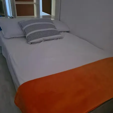 Triton Apartament *
