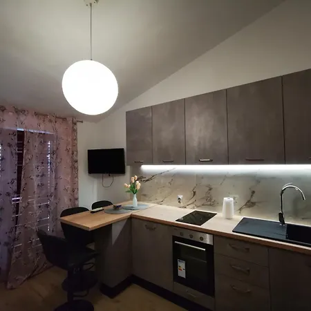 Διαμέρισμα Triton *