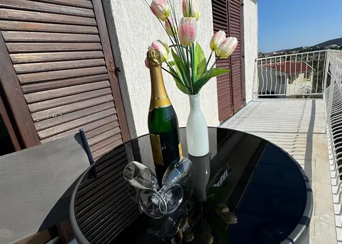 Triton Rogoznica (Sibenik-Knin)